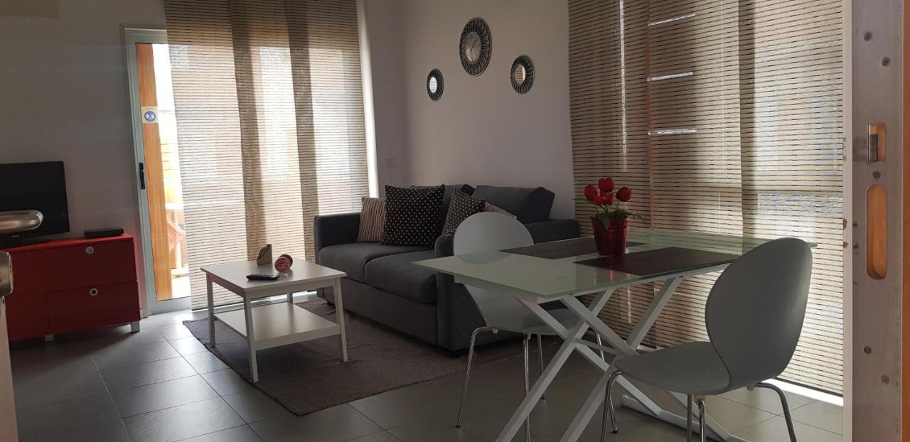 Residencial Los Martines 厄尔梅达诺 外观 照片